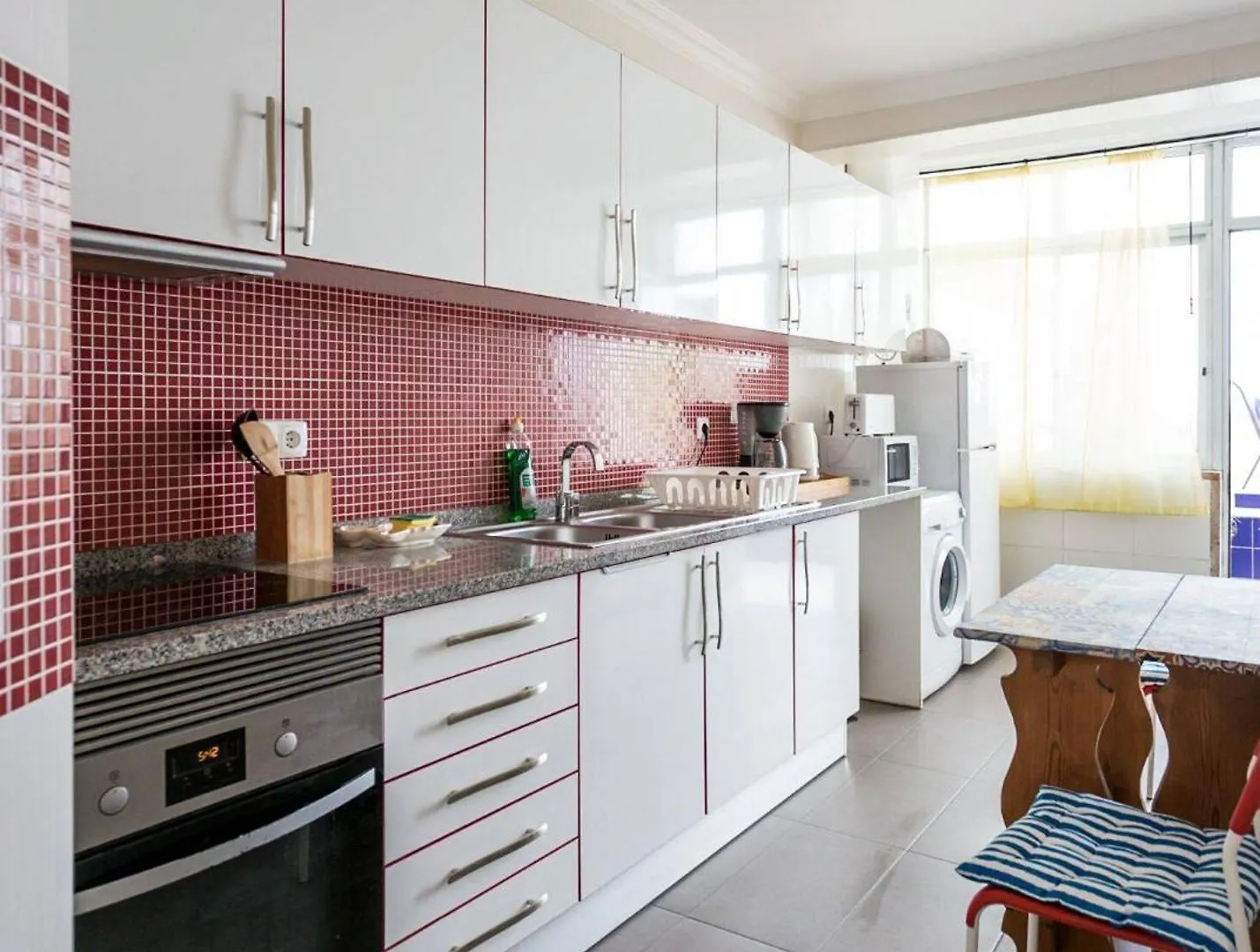 Be Local - Flat With 1 Bedroom And Terrace In Moscavide - Lissabon 0*,  Portugal